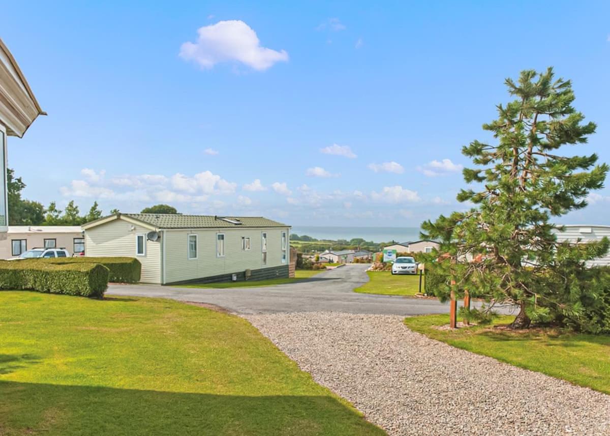 Ocean Heights Holiday Park Нью-Ки Экстерьер фото